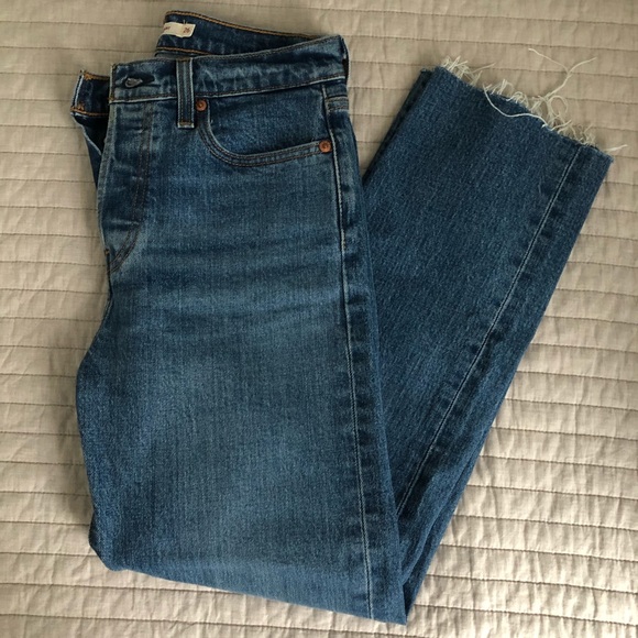 NWOT Levi’s Wedgie Straight Leg Jeans - Picture 4 of 4